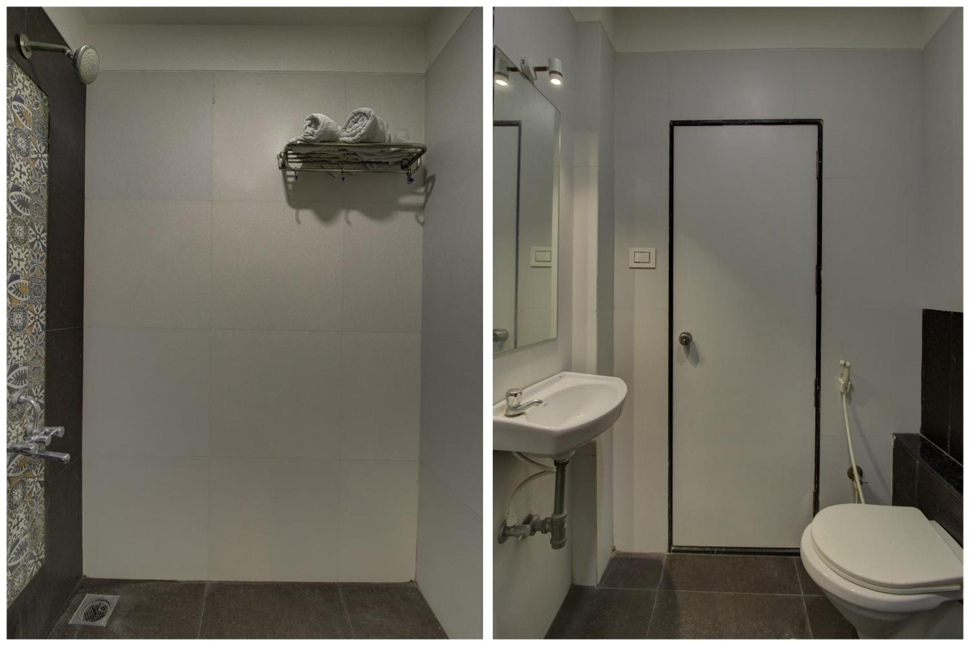 Oyo 35844 Hotel Lotus Residency Sāngli Eksteriør bilde